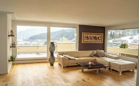 Local-Apartments Pilatus Penthouse
